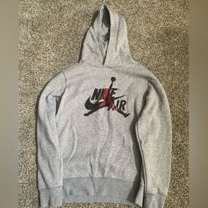Nike Hoodie 2/$18